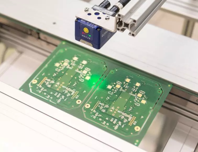 PCB电路板二维码追忆系统